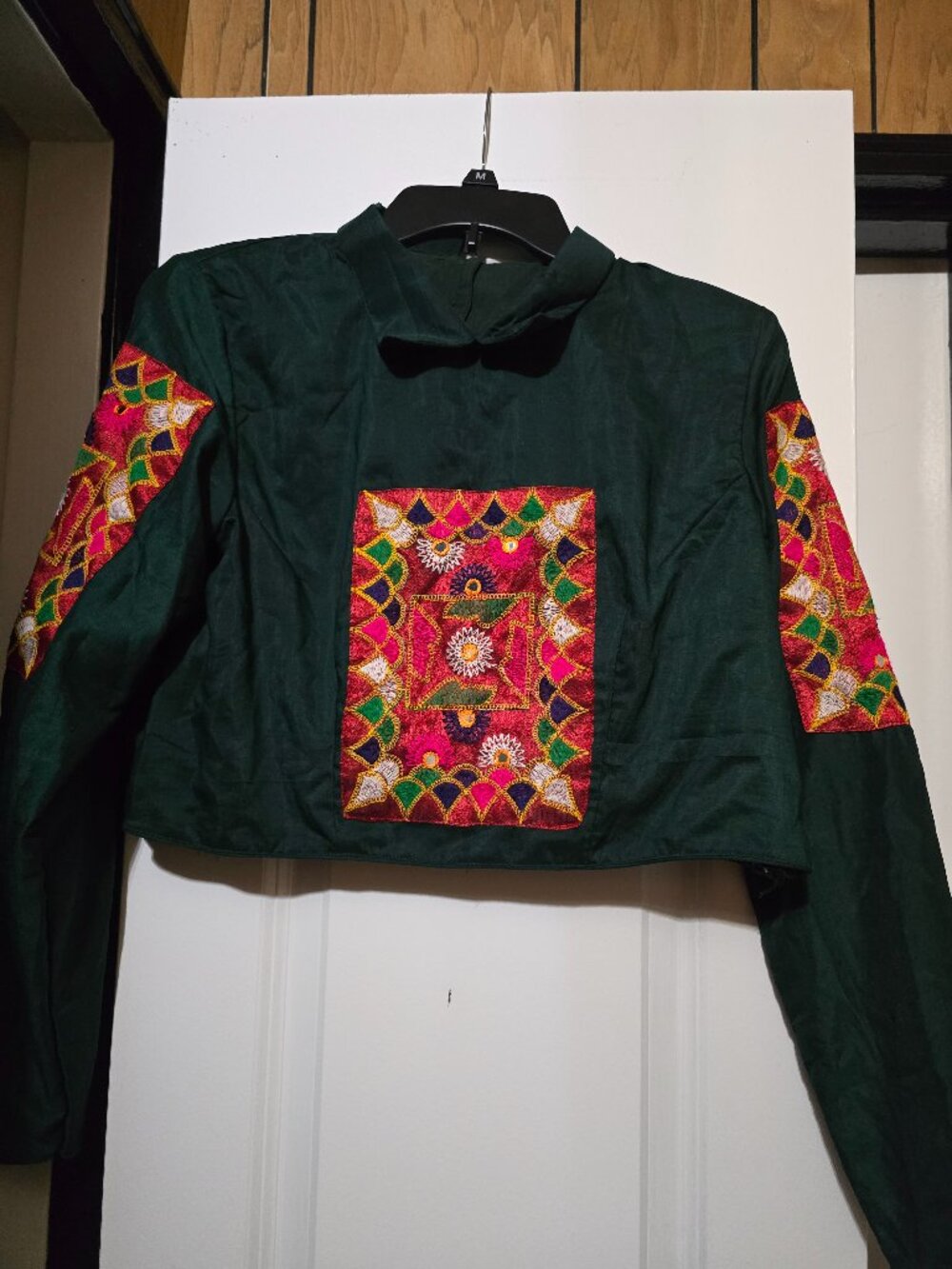 Women's Dark Green Collared Neck Cropped Top W Embroidered Patch Design - Medium